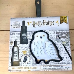 Harry Potter owl 🦉 shaped Cast iron skillet with cookie 🍪 set